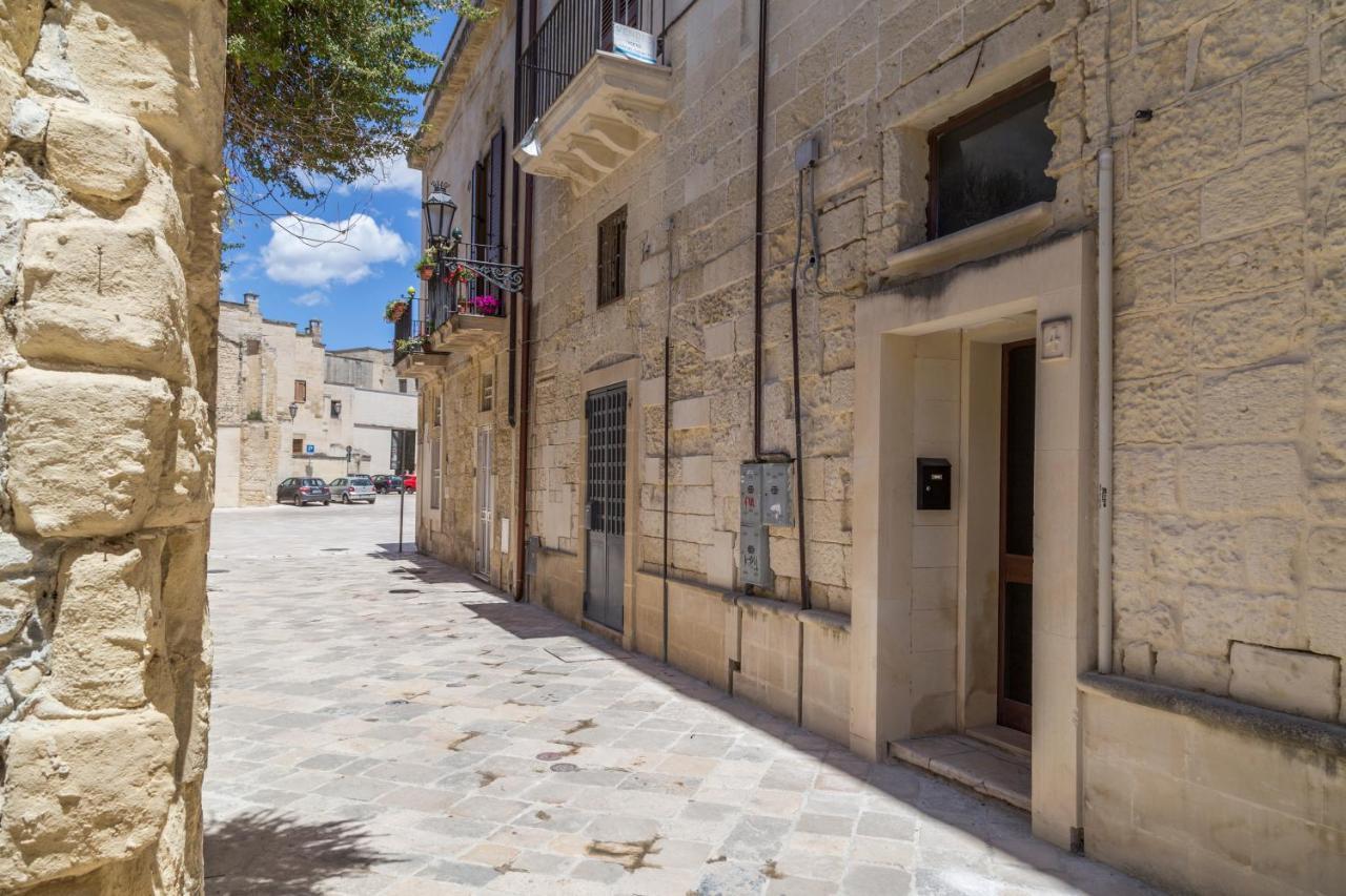 Mesagnesi 6 - Loft Centro Storico Sit Apartman Lecce Kültér fotó