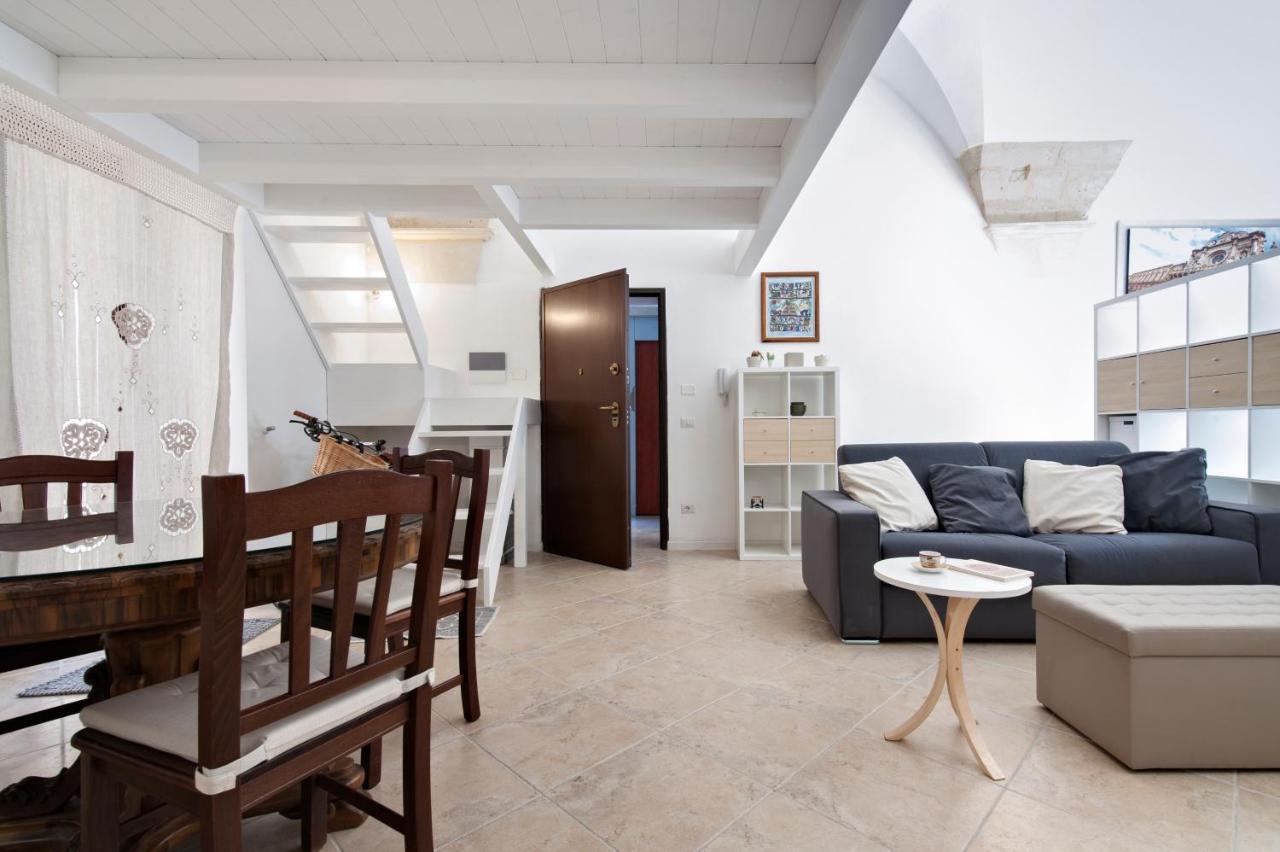 Mesagnesi 6 - Loft Centro Storico Sit Apartman Lecce Kültér fotó