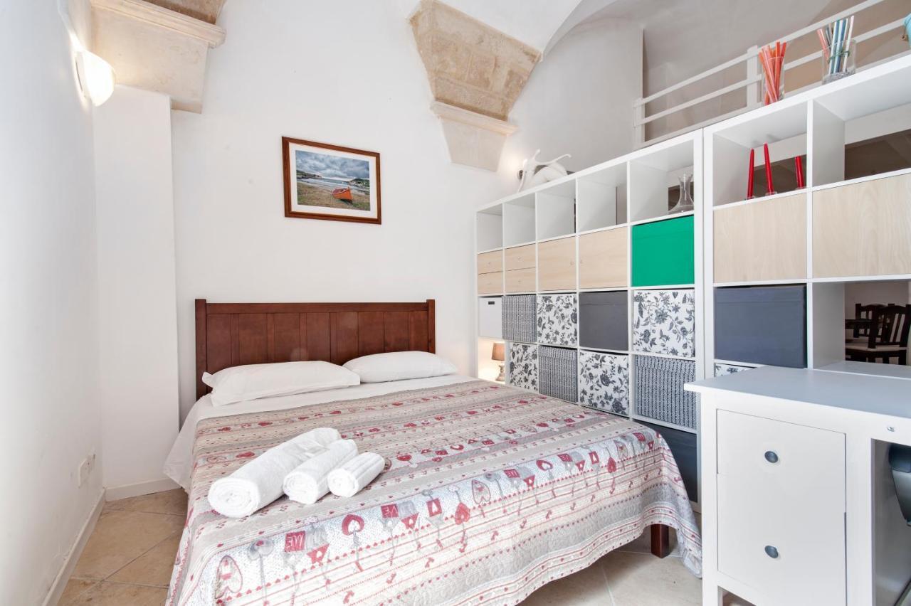 Mesagnesi 6 - Loft Centro Storico Sit Apartman Lecce Kültér fotó