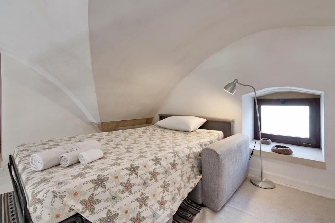Mesagnesi 6 - Loft Centro Storico Sit Apartman Lecce Kültér fotó