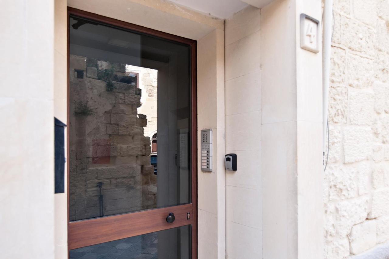 Mesagnesi 6 - Loft Centro Storico Sit Apartman Lecce Kültér fotó